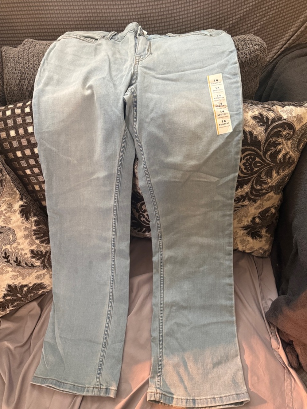 New Light Wash Girls Jeans - Bootcut